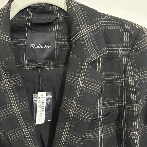 Madewell Caldwell Double-Breasted Blazer in Seaton Plaid - Picture 3 of 7